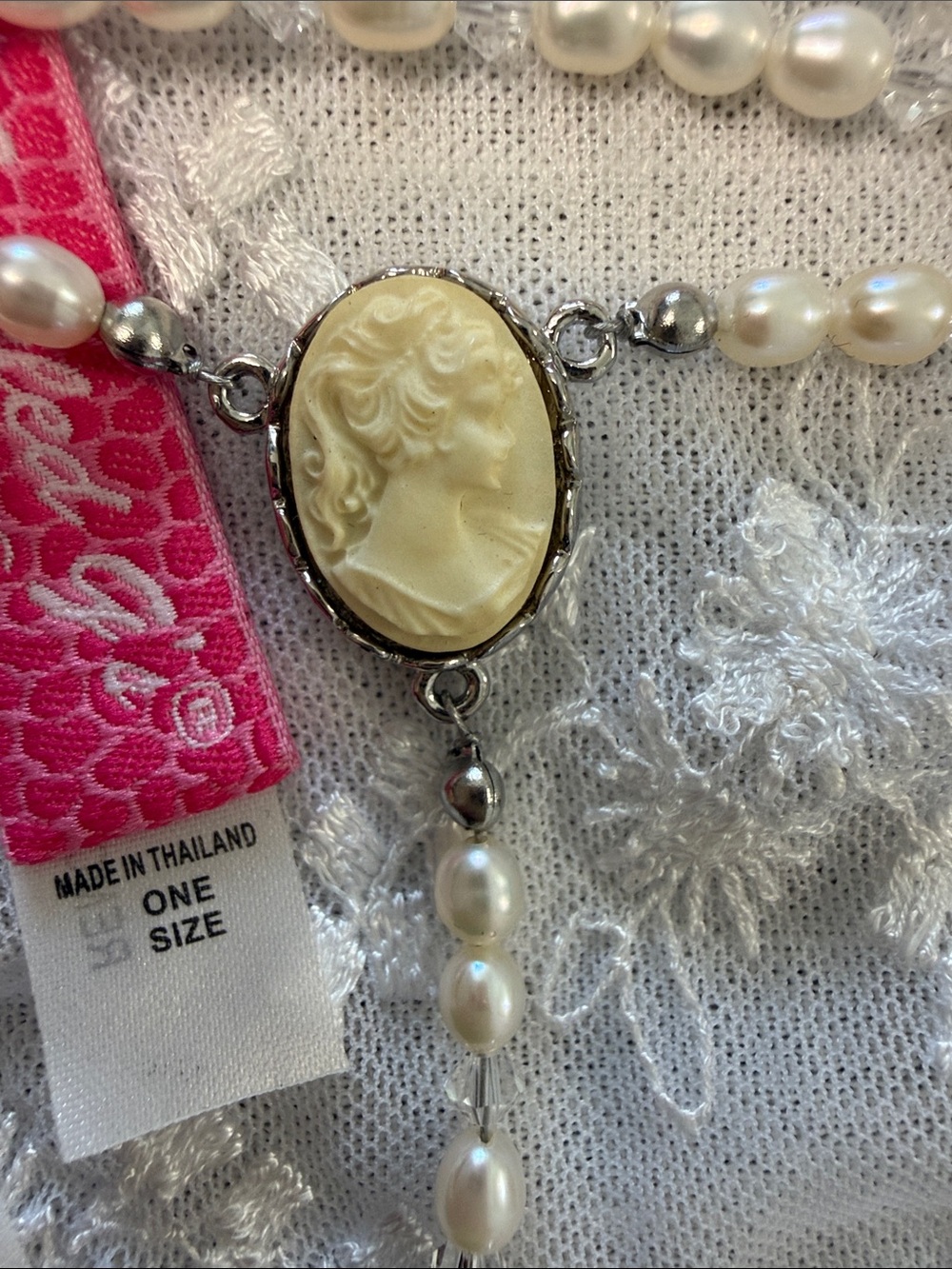 Pearl cameo jewel G string